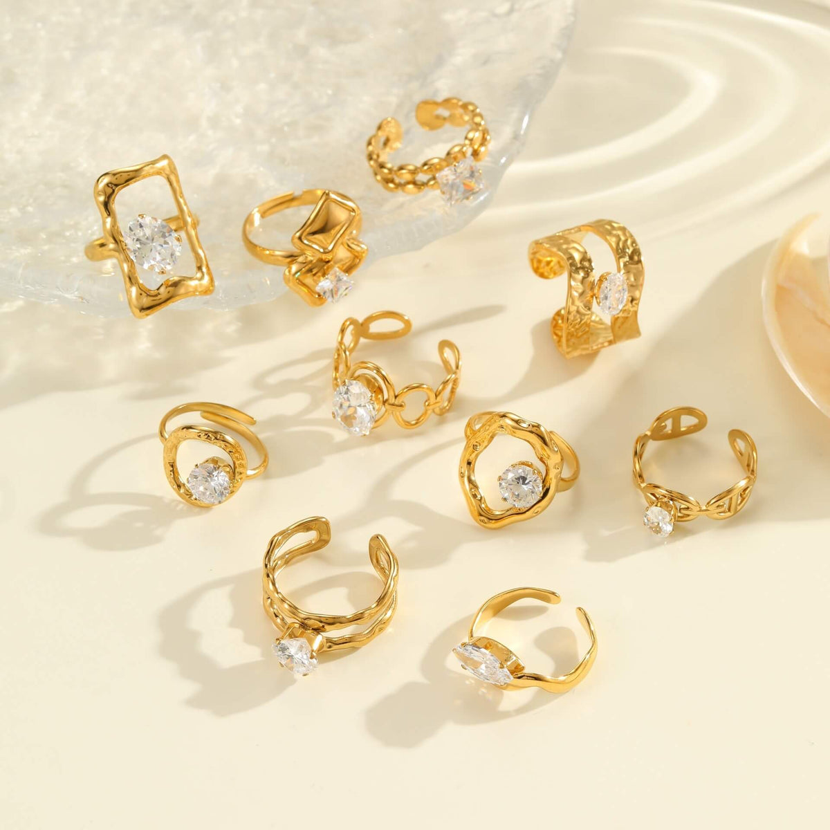 18K Gold Hammered Crystal Open Ring