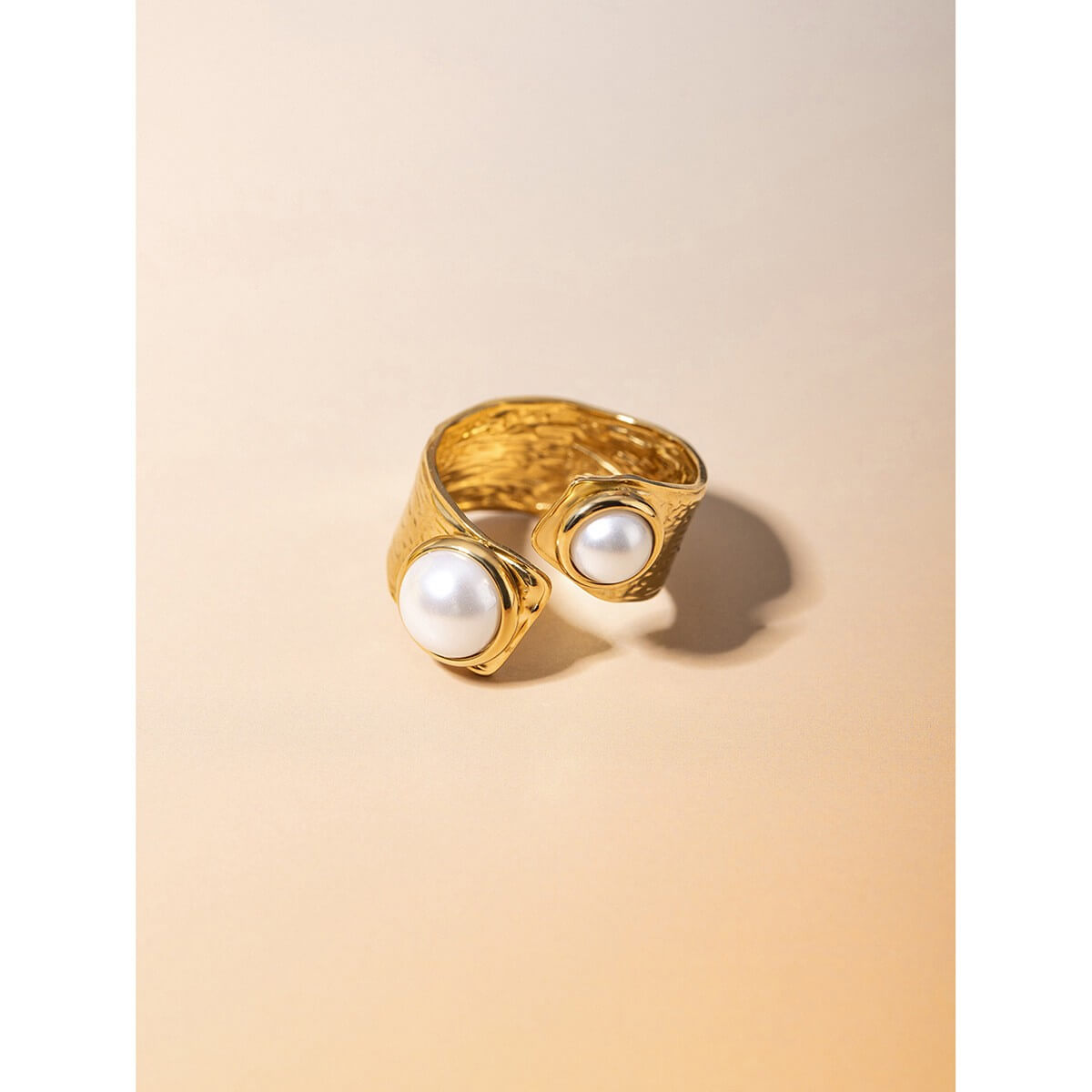 Hammered Pearl Open Ring - 18K Gold Plated Stainless Steel
