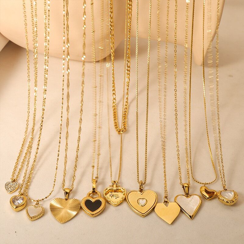 Vintage Gold Heart Pendant Necklace