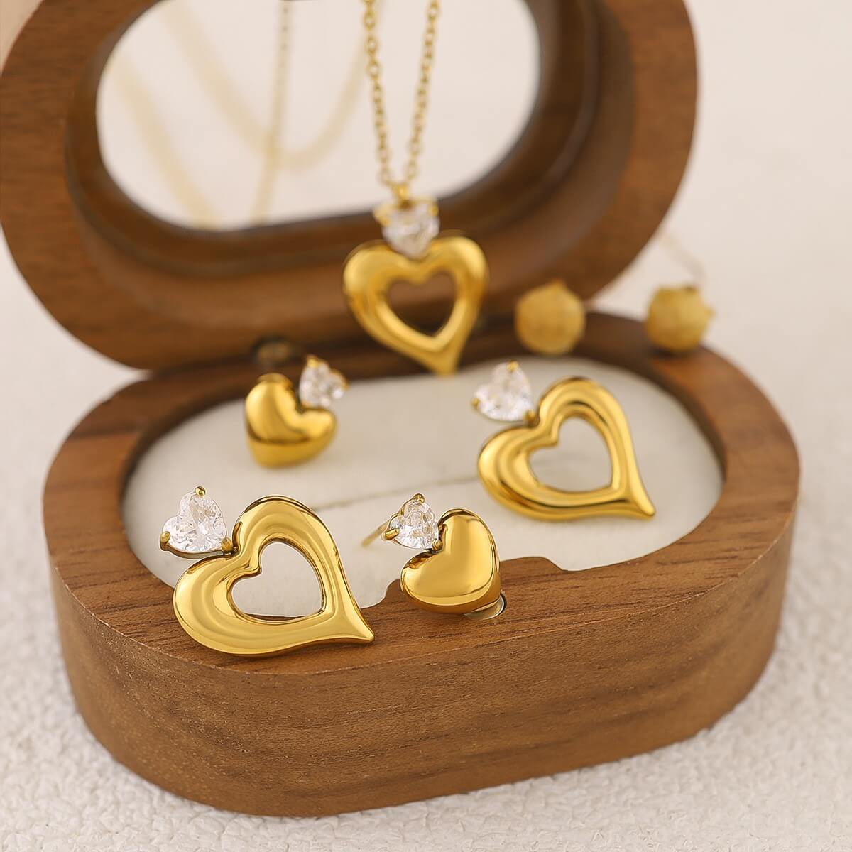 Golden Crystal Heart Jewelry Collection