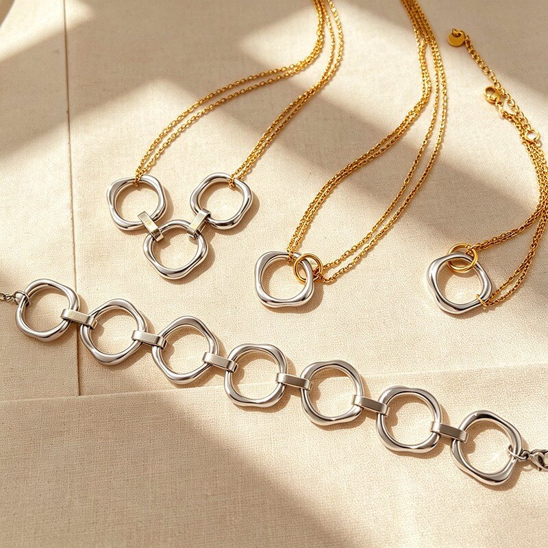 18K Gold Two-Tone Circle Link Jewelry Collection