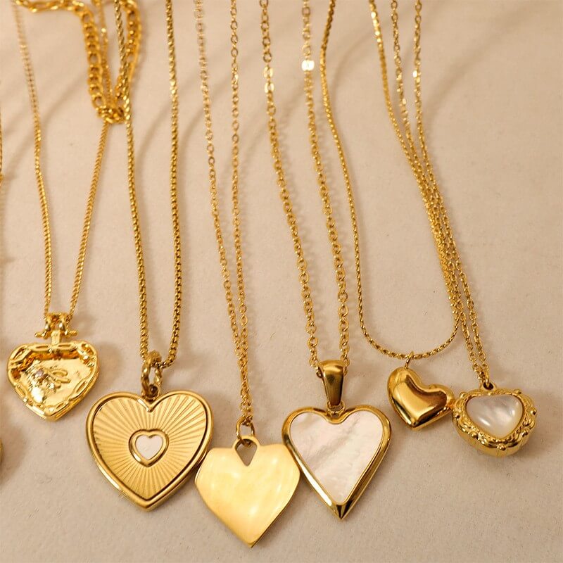 Vintage Gold Heart Pendant Necklace