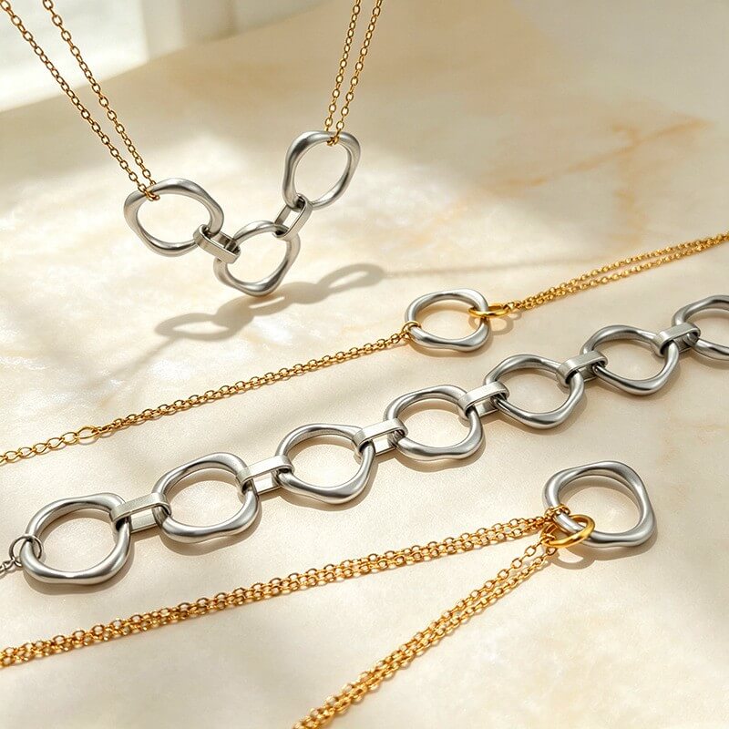 18K Gold Two-Tone Circle Link Jewelry Collection