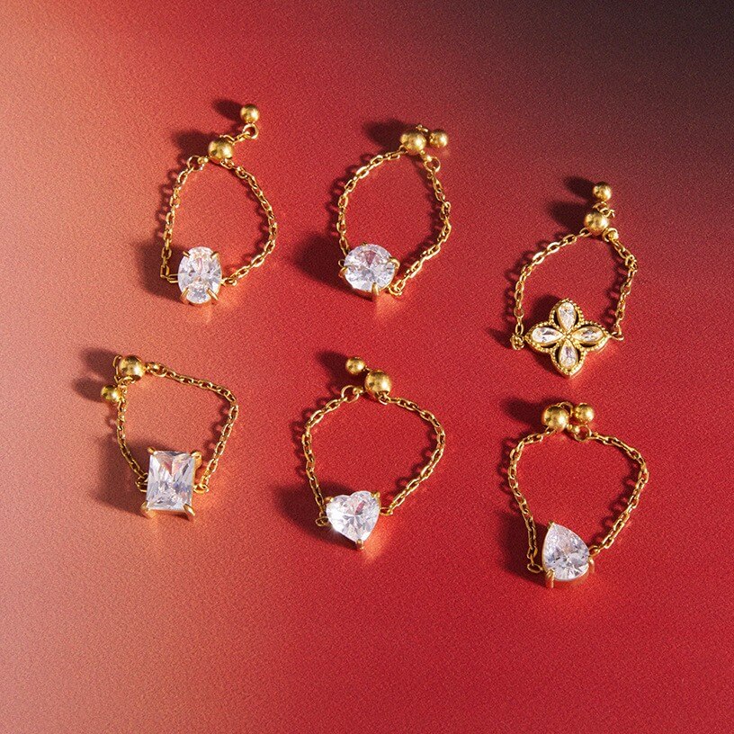 Adjustable Chain Ring with Clear CZ Pendant