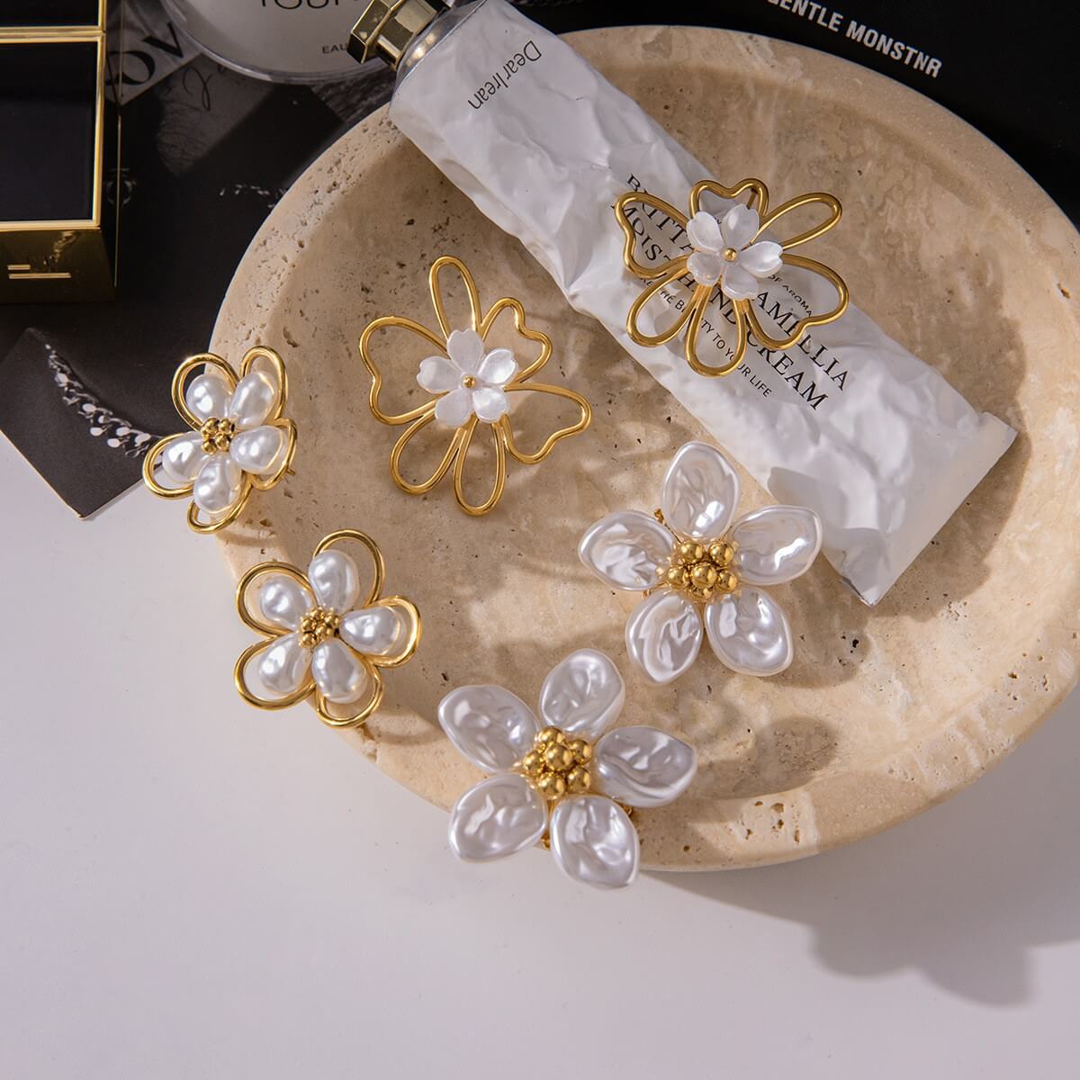 Vintage Floral Pearl Earrings
