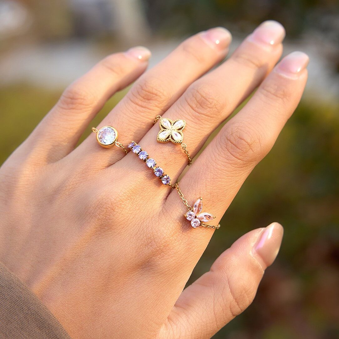 Adjustable Chain Ring with Crystal Accents