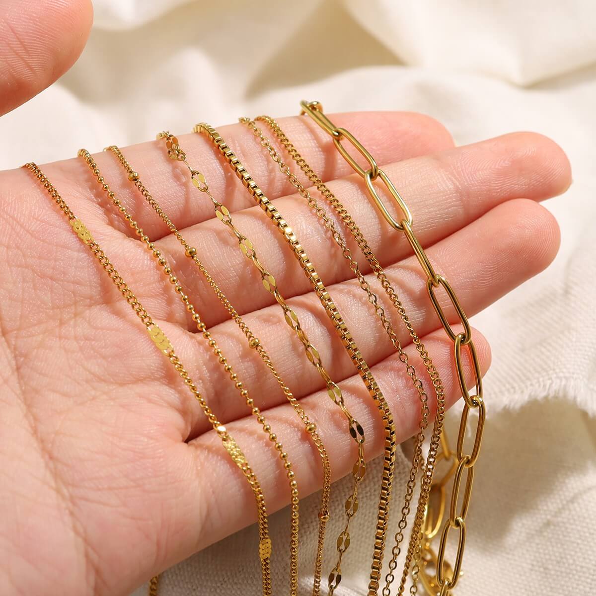 Classic Gold Chain Necklace Collection