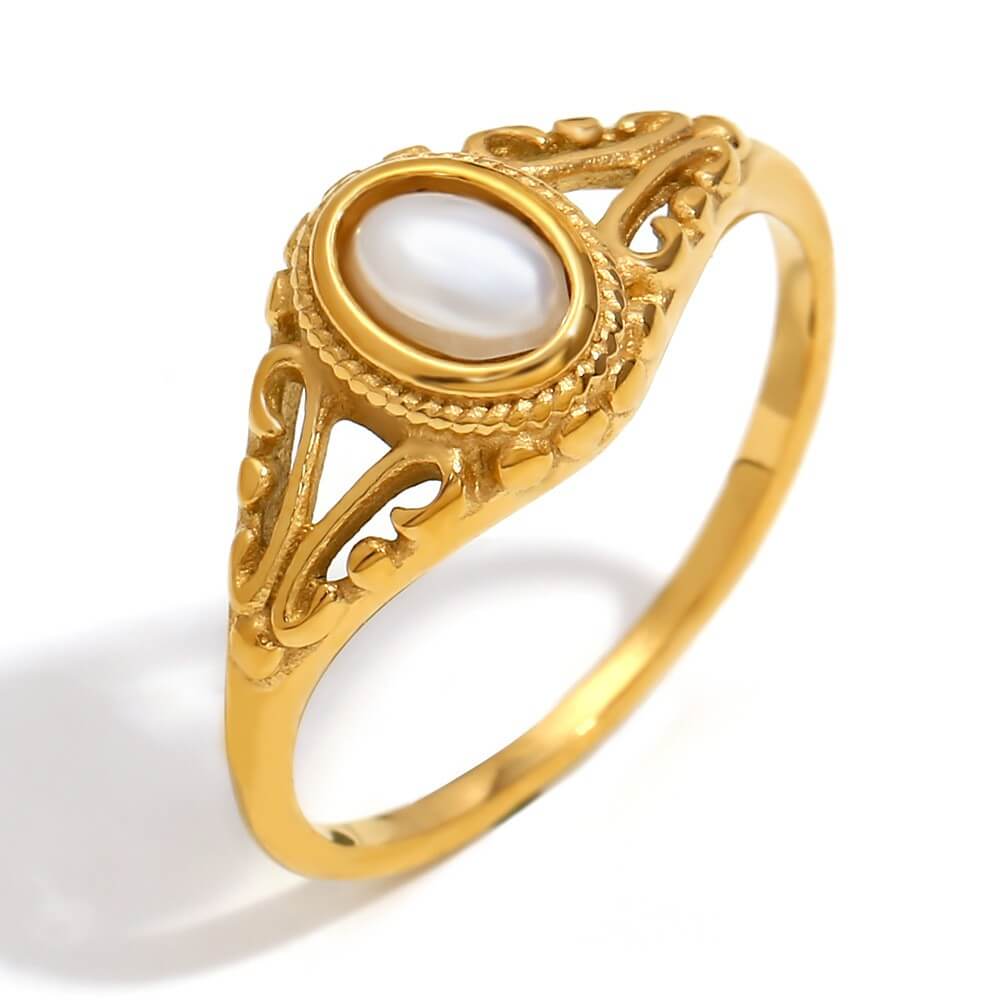 Vintage Filigree Mother of Pearl Oval Ring