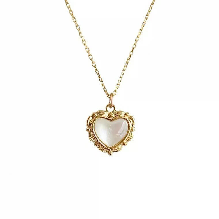 Vintage Gold Heart Pendant Necklace