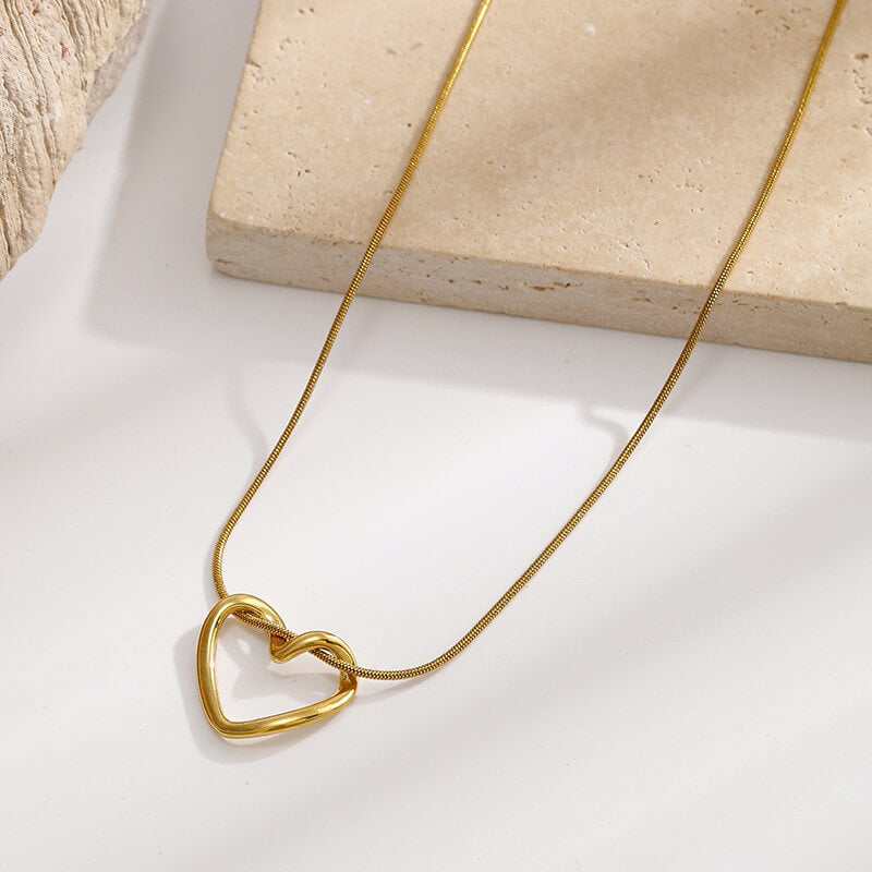 Waterproof Hollow Heart Snake Chain Necklace