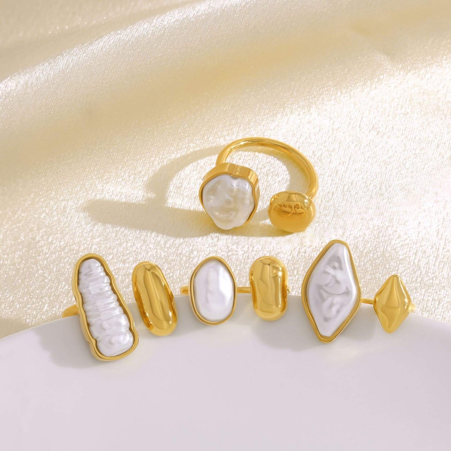 Baroque Pearl Open Rings
