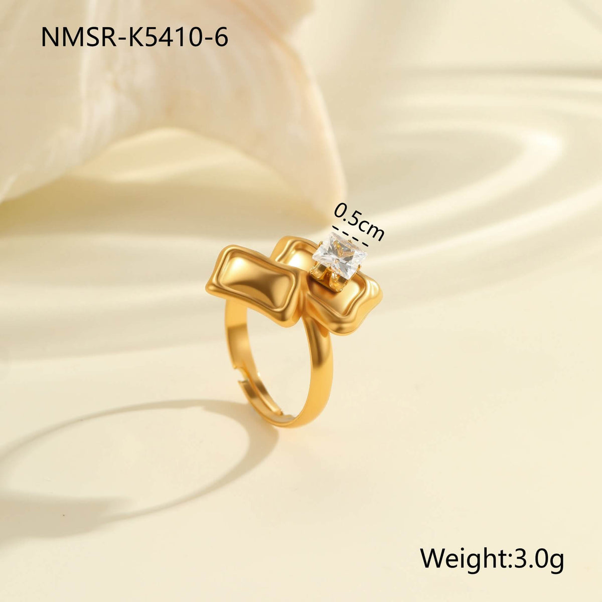 18K Gold Hammered Crystal Open Ring